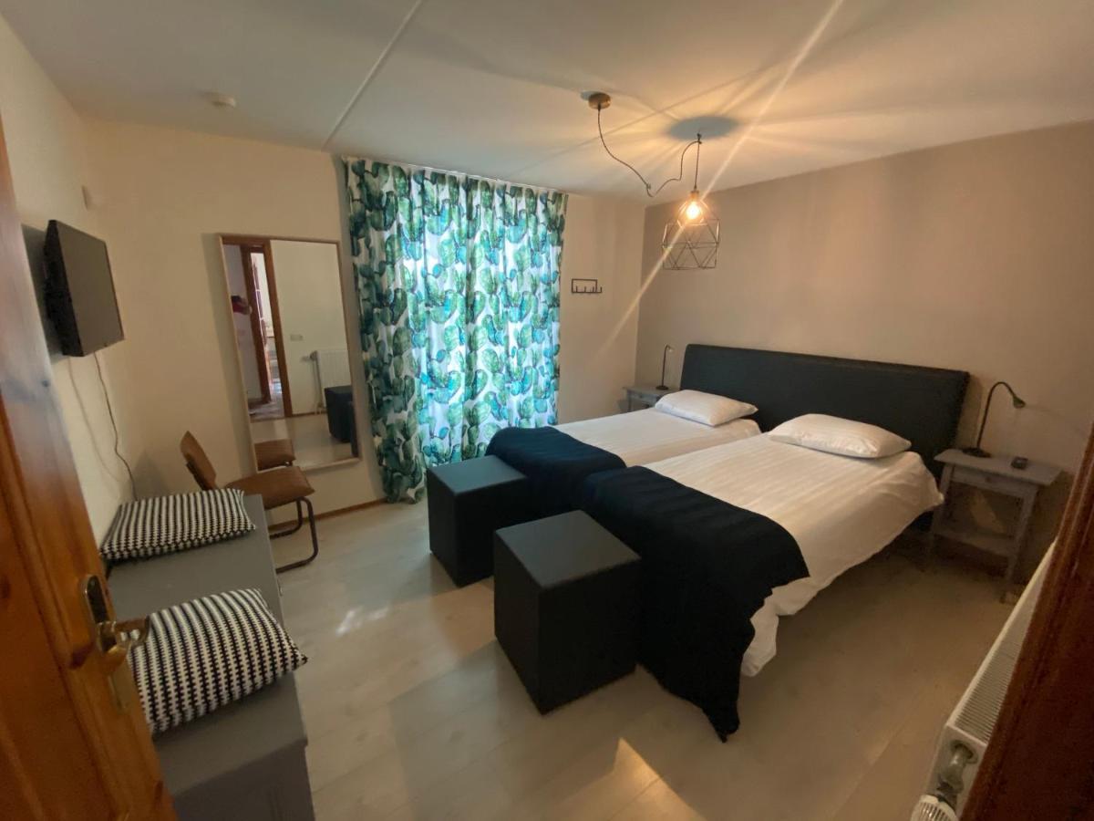 Hotel Restaurant De Boekanier Vrouwenpolder Ngoại thất bức ảnh
