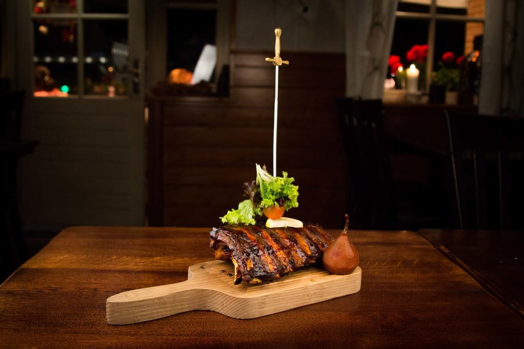 Hotel Restaurant De Boekanier Vrouwenpolder Ngoại thất bức ảnh